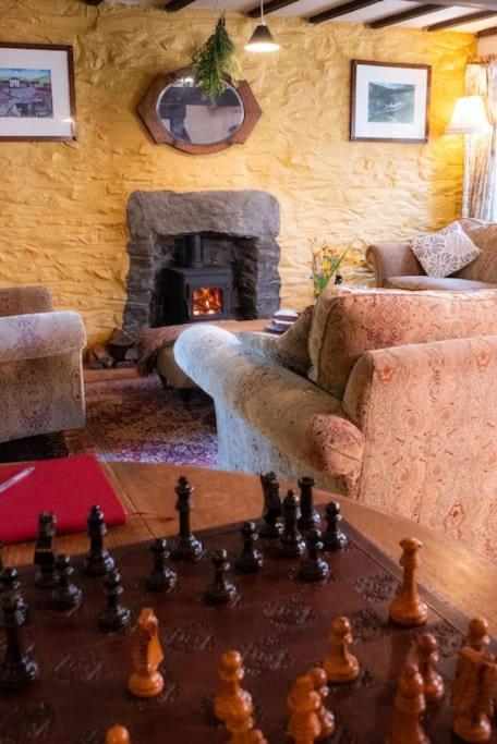 Yr Hen Efail - Old Smithy Villa Tregaron Buitenkant foto